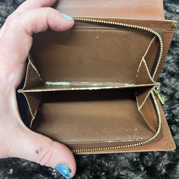 Louis Vuitton Vintage Tressor Canvas Wallet  in Classic Monogram. EUC - Picture 15 of 17